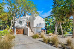 4939 COMMONWEALTH DRIVE, SARASOTA, FL 34242 Sold 11/21/24