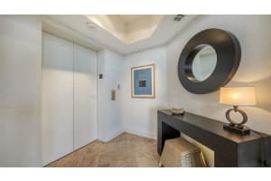 1241 GULF OF MEXICO DRIVE, LONGBOAT KEY, FL 34228 Sold 12/16/24