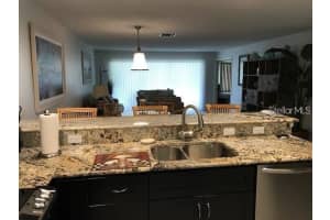 6892 COUNTRY CLUB LANE, SARASOTA, FL 34243 - MLS#MFRA4597862