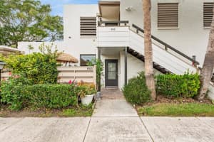 653 WOODLAWN DRIVE, BRADENTON, FL 34210 Sold 03/26/24