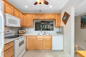 653 WOODLAWN DRIVE, BRADENTON, FL 34210 Sold 03/26/24