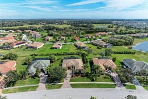 615 COUNTRY MEADOWS WAY, BRADENTON, FL 34212 Sold 05/18/24