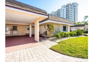 1900 BENJAMIN FRANKLIN DRIVE, SARASOTA, FL 34236 Sold 04/05/24