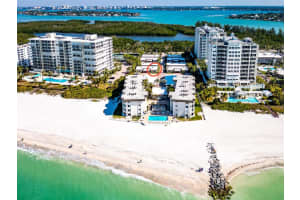 1900 BENJAMIN FRANKLIN DRIVE, SARASOTA, FL 34236 Sold 04/05/24