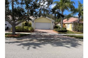 5950 BENEVENTO DRIVE, SARASOTA, FL 34238 Sold 08/27/24