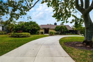 3688 BENEVA OAKS BOULEVARD, SARASOTA, FL 34238 Sold 04/24/24