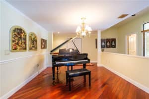 3688 BENEVA OAKS BOULEVARD, SARASOTA, FL 34238 Sold 04/24/24