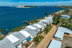 4532 OCEAN BOULEVARD, SARASOTA, FL 34242 Sold 04/04/24