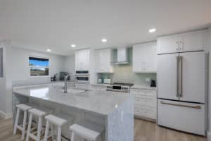 4532 OCEAN BOULEVARD, SARASOTA, FL 34242 Sold 04/04/24