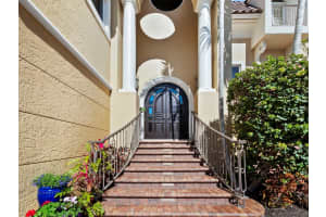 551 PUTTER LANE, LONGBOAT KEY, FL 34228 Sold 07/12/24