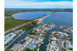 10008 SANDPIPER ROAD, BRADENTON, FL 34209 Sold 06/17/24