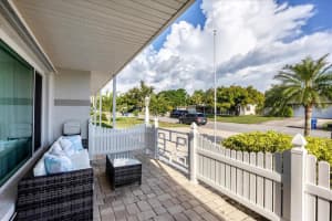 3126 BOUGAINVILLEA STREET, SARASOTA, FL 34239 - MLS#MFRA4598606