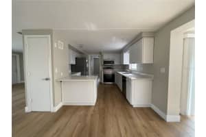 2432 FOSTER LANE, SARASOTA, FL 34239 Sold 09/23/24