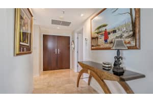 1211 GULF OF MEXICO DRIVE, LONGBOAT KEY, FL 34228 Sold 05/09/24