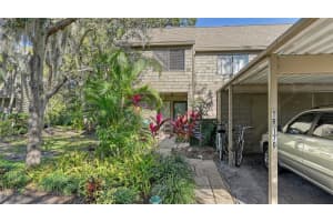 1627 CLOWER CREEK DRIVE, SARASOTA, FL 34231 Sold 05/29/24