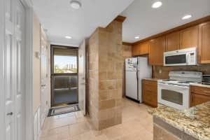 6236 MIDNIGHT PASS ROAD, SARASOTA, FL 34242 Sold 03/04/24