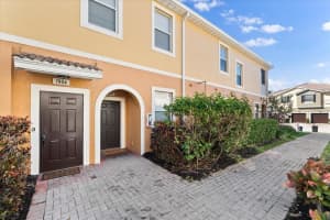 7904 LIMESTONE LANE, SARASOTA, FL 34233 Sold 03/22/24