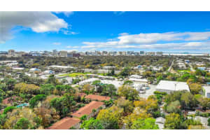 930 LA COSTA CIRCLE, SARASOTA, FL 34237 Sold 04/19/24