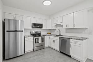 4375 SANDNER DRIVE, SARASOTA, FL 34243 Sold 04/01/24