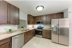 133 WILD PALM DRIVE, BRADENTON, FL 34210 Sold 10/28/24