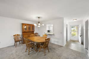 7110 10TH AVENUE, BRADENTON, FL 34209 Sold 04/17/24