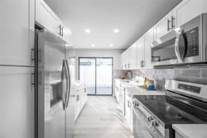 6260 GREEN VIEW CIRCLE, SARASOTA, FL 34231 Sold 06/07/24