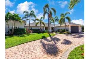 1774 MEADOWOOD STREET, SARASOTA, FL 34231 Sold 10/18/24