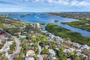 5319 SIESTA COVE DRIVE, SARASOTA, FL 34242 Sold 06/17/24