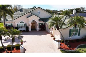 4844 HANGING MOSS LANE, SARASOTA, FL 34238 Sold 05/10/24