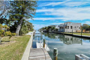 554 ROUNTREE DRIVE, LONGBOAT KEY, FL 34228 Sold 05/16/24