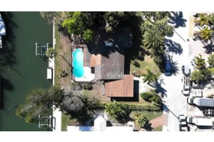 554 ROUNTREE DRIVE, LONGBOAT KEY, FL 34228 Sold 05/16/24