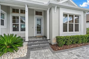 8112 GRANDE SHORES DRIVE, SARASOTA, FL 34240 Sold 04/22/24