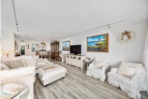 1515 PELICAN POINT DRIVE, SARASOTA, FL 34231 Sold 11/04/24