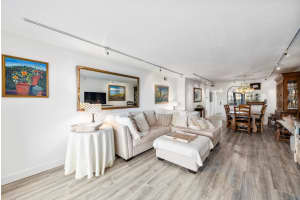 1515 PELICAN POINT DRIVE, SARASOTA, FL 34231 Sold 11/04/24