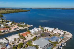 3704 PLUMOSA TERRACE, BRADENTON, FL 34210 Sold 07/09/24