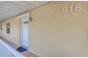 918 LA COSTA CIRCLE, SARASOTA, FL 34237 Sold 05/06/24
