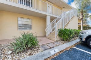 918 LA COSTA CIRCLE, SARASOTA, FL 34237 Sold 05/06/24