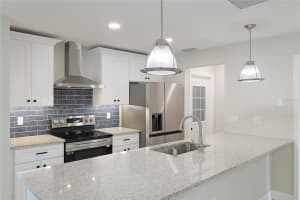 6621 27TH AVENUE DRIVE, BRADENTON, FL 34209 Sold 03/20/24