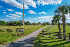 7191 WESTWOOD WAY, SARASOTA, FL 34241 Sold 07/31/24