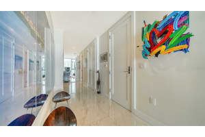1155 GULFSTREAM AVENUE, SARASOTA, FL 34236 Sold 03/28/25