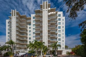 1660 SUMMERHOUSE LANE, SARASOTA, FL 34242 Sold 07/22/25