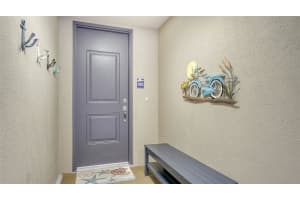 380 ARUBA CIRCLE, BRADENTON, FL 34209 Sold 09/06/24