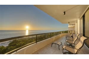 435 L AMBIANCE DRIVE, LONGBOAT KEY, FL 34228 Sold 04/30/24