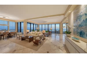 435 L AMBIANCE DRIVE, LONGBOAT KEY, FL 34228 Sold 04/30/24