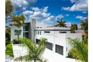 3960 ROBERTS POINT ROAD, SARASOTA, FL 34242 Sold 02/27/25