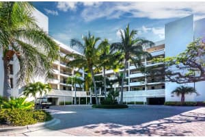 2016 HARBOURSIDE DRIVE, LONGBOAT KEY, FL 34228 Sold 07/17/24