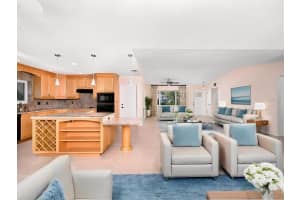 11755 6TH STREET, TREASURE ISLAND, FL 33706 Sold 06/28/24