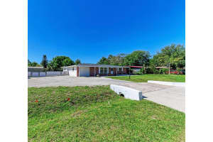 3818 SAN LUIS DRIVE, SARASOTA, FL 34235 Sold 04/26/24