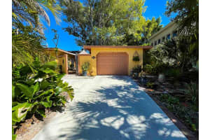 2236 IXORA AVENUE, SARASOTA, FL 34234 Sold 04/19/24
