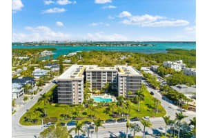 1001 BENJAMIN FRANKLIN DRIVE, SARASOTA, FL 34236 Sold 04/19/24